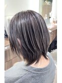 ウルフレイヤー/白髪ぼかしハイライトバレイヤージュ