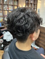 アンカー(ANCHOR)&nbsp;MEN’S HAIR/サーフカール/刈り上げセンターパート/印西市