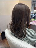 ほんのりグレージュ