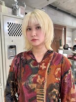 パーク(PAAQ) ダブルカラー&ブリーチ/ウルフカット/ホワイトブロンド