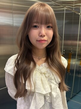 サンクマーケット 渋谷(cinq MARKET) 柔らかヘーゼルベージュのレイヤーカット