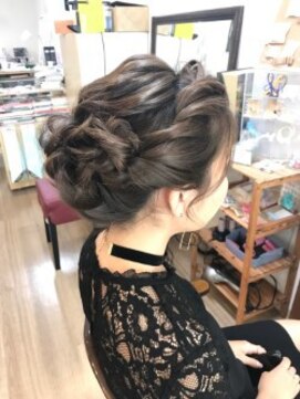 ロカット サロン(Roquat Salon) ゆる大人アップアレンジ【ヘアセット　立川/立川南口/八王子】