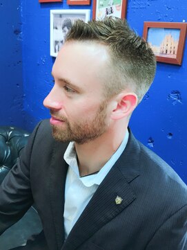 キングマンバーバー 田町店(KING MAN BARBER) クラシカルフェードカット[田町駅]<理容室>