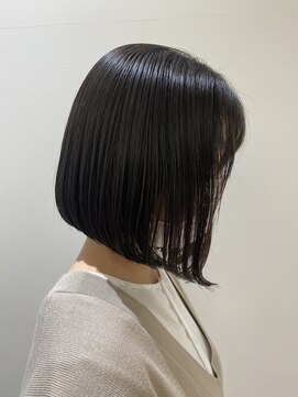 ネイロ 錦糸町(NeiRo) エアリーミディショートパーマ黒髪カタログホワイトアッシュ