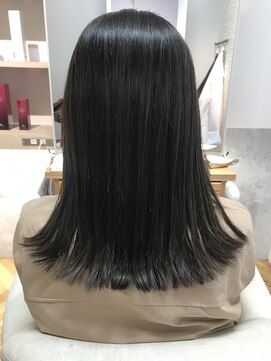 トゥーリ 藤崎店(tuuli) 切りっぱなしセミロング