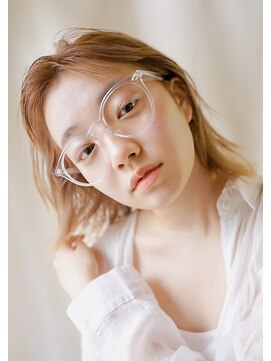 ネウィ 京橋(newi) 【 newi 京橋 】キャラメルベージュ × 鎖骨ミディアム