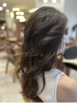 リクラウドヘアアパートメント(re:cloud hair apartment)&nbsp;無理って諦めていませんか？頭皮につけずにイメチェンカラー！
