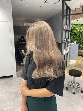 ラフトウキョウ 浜松(RAF TOKYO) ミルクティーベージュ