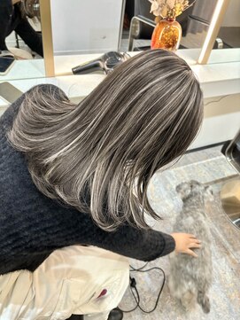 ブレンド 渋谷(BLend) ハイライトカラーマチルダボブインナーグレージュ前髪