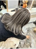 ハイライトカラーマチルダボブインナーグレージュ前髪