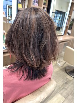 ディーボーイ 健軍店(D-BOY) ハイライト/ピンクベージュ/白髪手術終わって