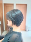 黒髪ショートボブ
