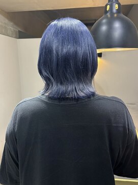 レックス 中野(rex) ケアブリーチ/ブルーカラー/ウルフカット