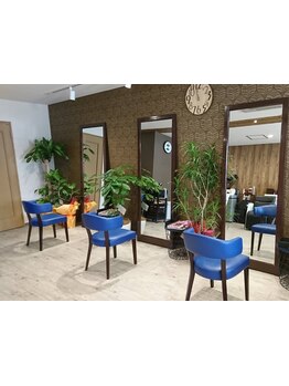 レディースはもちろんメンズも歓迎◎気さくで明るいスタイリストが勢揃いのアットホームなサロン＊