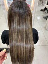 アッシュ 小岩店(Ash) ハイライトでも美髪縮毛矯正