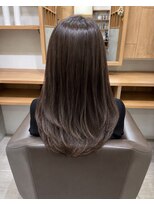 ロッカ(ROCCA)&nbsp;透明感ブラウン×レイヤーカット