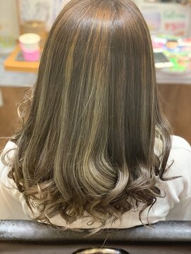 ヘアースタジオ ビームス 西江井ヶ島店(Hair Studio BEAMS) ハイライトm3D