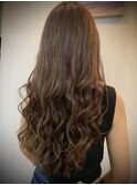 シールエクステで憧れのロングヘアーに