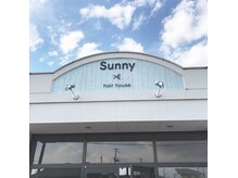 サニー ヘアー ハウス(Sunny hair house)の雰囲気（自然な光が差し込み明るく癒されます）