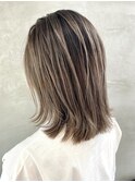 ハイライトでつくるバレイヤージュ (OIKAWA)