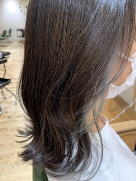 美容室 アイディー i-dee インナーカラー