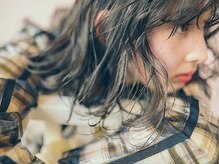 エム(M)