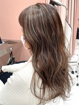 ケンジ 横浜(KENJE) さとうあやか/#コントラストハイライト#くっきりハイライト