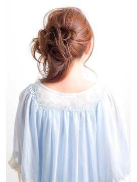 アルトス 浦和(ARTS) 切りっぱなしボブ/美髪/ピンクブラウン[ショートカット/浦和]