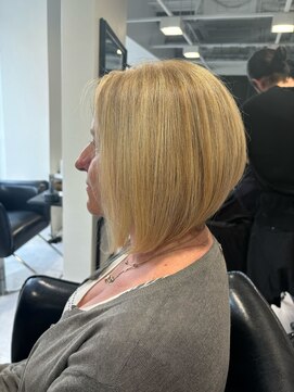 ボンズサロン(BONDZSALON) 白髪ぼかしハイライト×痛まない白髪染め【麻布十番駅/六本木駅