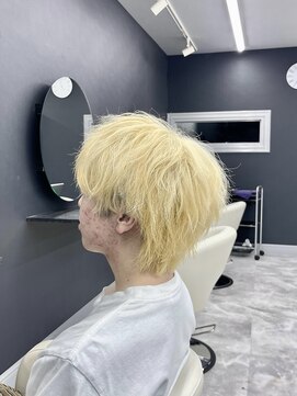 ホワイト 梅田(white) ブロンド