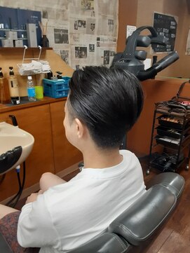 コダマ 新大塚店(KODAMA) ダークアッシュ/ニュアンスパーマ/韓国マッシュ/スペインカール