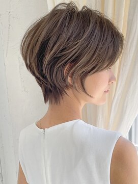 アンド ストーリーズ(&STORIES) ショートボブ髪型30代40代50代前髪あり前髪なし面長丸顔【倉田】