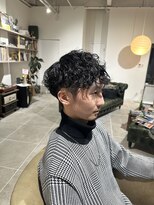 シラス(SiLasu)&nbsp;スペインカール風波巻きマッシュ