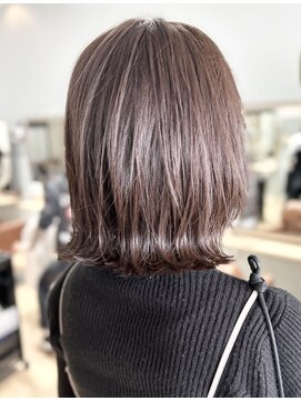 イルファ セイユウ 上野芝店(ehl:fa SEIYU) 切りっぱなしボブ×アッシュブラウン