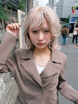 ピークアブー 原宿ハラカド(PEEK-A-BOO)&nbsp;デザインカラー/ハイトーンデザイン/ウルフカット/金髪ウルフ