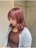 ピンクベージュ　ミディアム／ハイトーンカラー／川崎