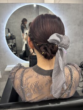 アイ(_i) #ヘアセット#シニヨン#お団子ヘア