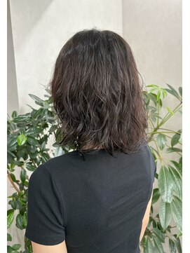 クム 横浜(qumu) パーマ × ミディアム【神永】