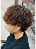 ダークアッシュニュアンスパーマ韓国マッシュベリーショート