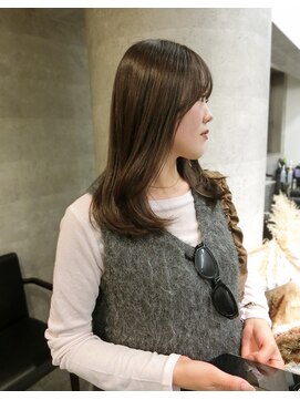 ラナ 新宿(lana) レイヤーカット/透明感カラー【lana hair新宿】