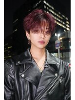 ピア ヤクイン(Pia Yakuin)&nbsp;都会に映えるワインレッド