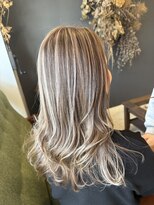 アンジー(an'gie)&nbsp;ミルクティーベージュハイライト