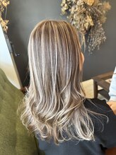 アンジー(an'gie) ミルクティーベージュハイライト