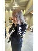透け感溢れるピンクグレージュ