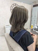 ガーデン バイ イル(GARDEN by illu Co.Ltd)&nbsp;透明感のあるオリーブベージュ×ミディアムレイヤー◇