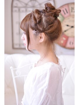 メイズ(MAZE) 簡単アレンジ!サイドくるりんぱおだんご【メイズ東中野・鍛原】