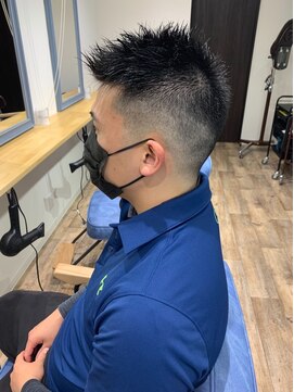 フェリセスアットヘア(Felices at Hair) メンズフェードスタイル