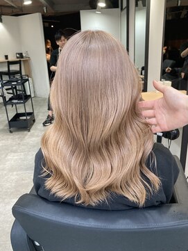 ラフ 難波店(LAFF) #黒髪#ボブルフ#ネビージュ#小顔#ワンレン