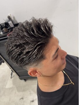 ゴウトゥデイ 渋谷MODI店(GO TODAY) “オールバック風フェード”【大人色気男髪】〈渋谷/メンズ〉