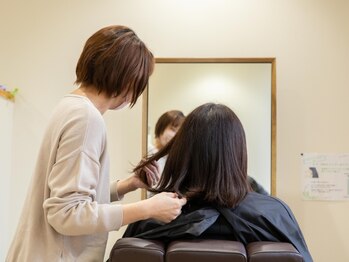 パインカラー(Pine Color)の写真/【新潟◆リタッチもフルカラーもコスパ◎】うるつやデトックスカラーで髪のストレスを除去！